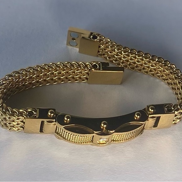 Men’s Gold Titanium Steel Bracelet 9 in length - Picture 4 of 6